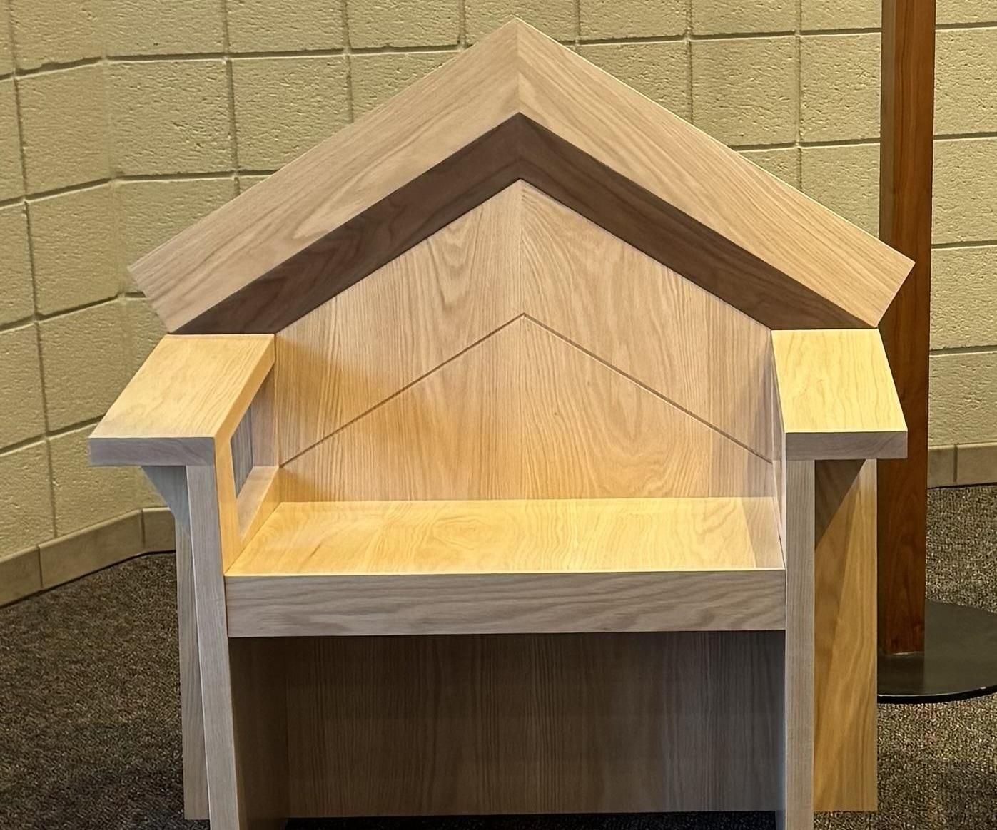 Presider / Clergy Chair