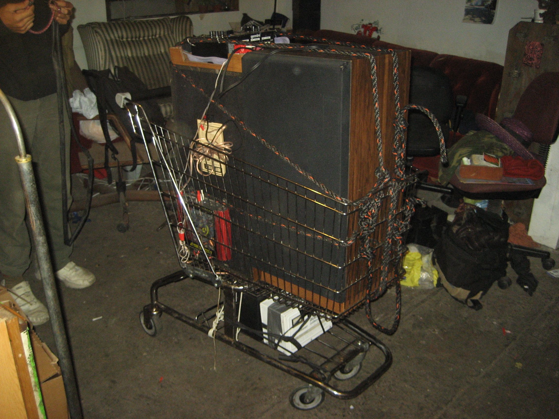 How to Make a Shopping-cart Sound-system for Street Parties