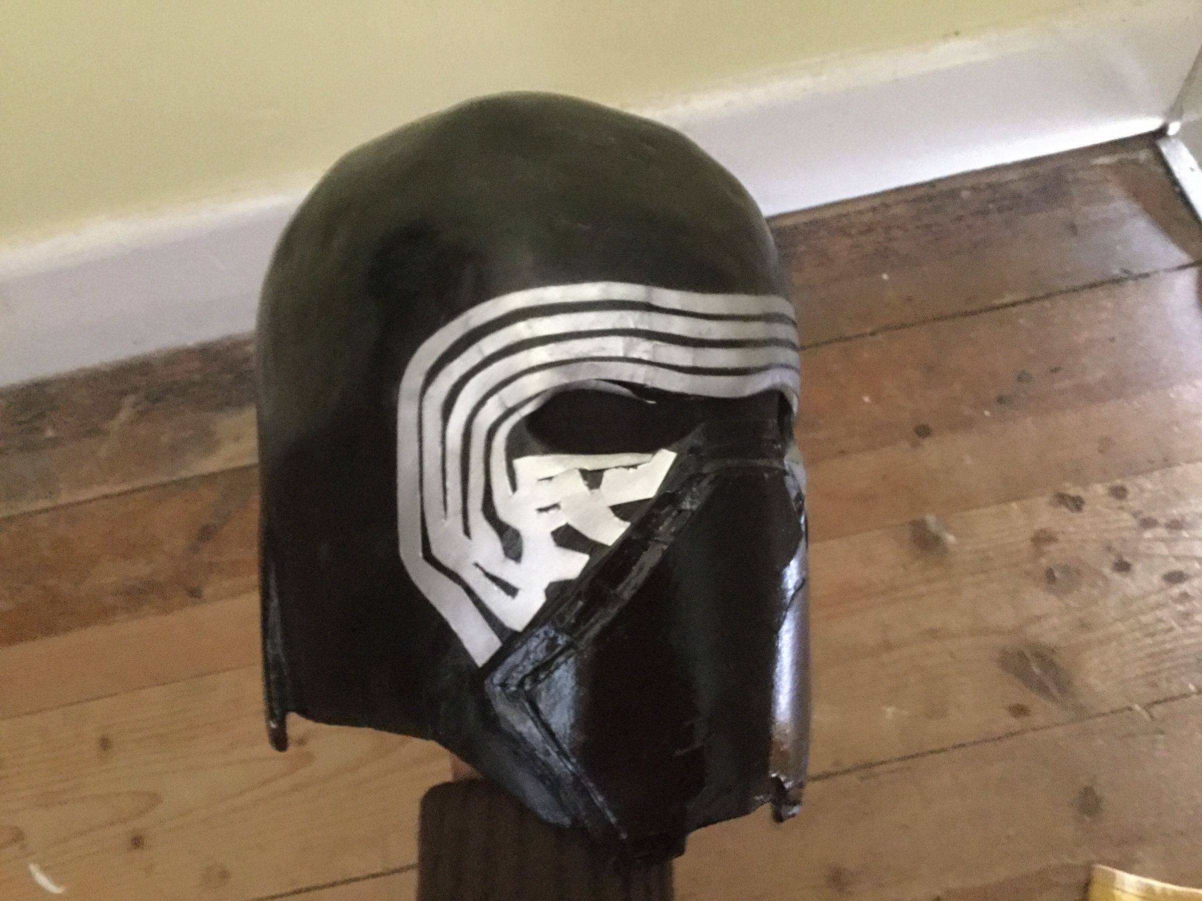 Kylo Ren Mask Tutorial : 6 Steps (with Pictures) - Instructables