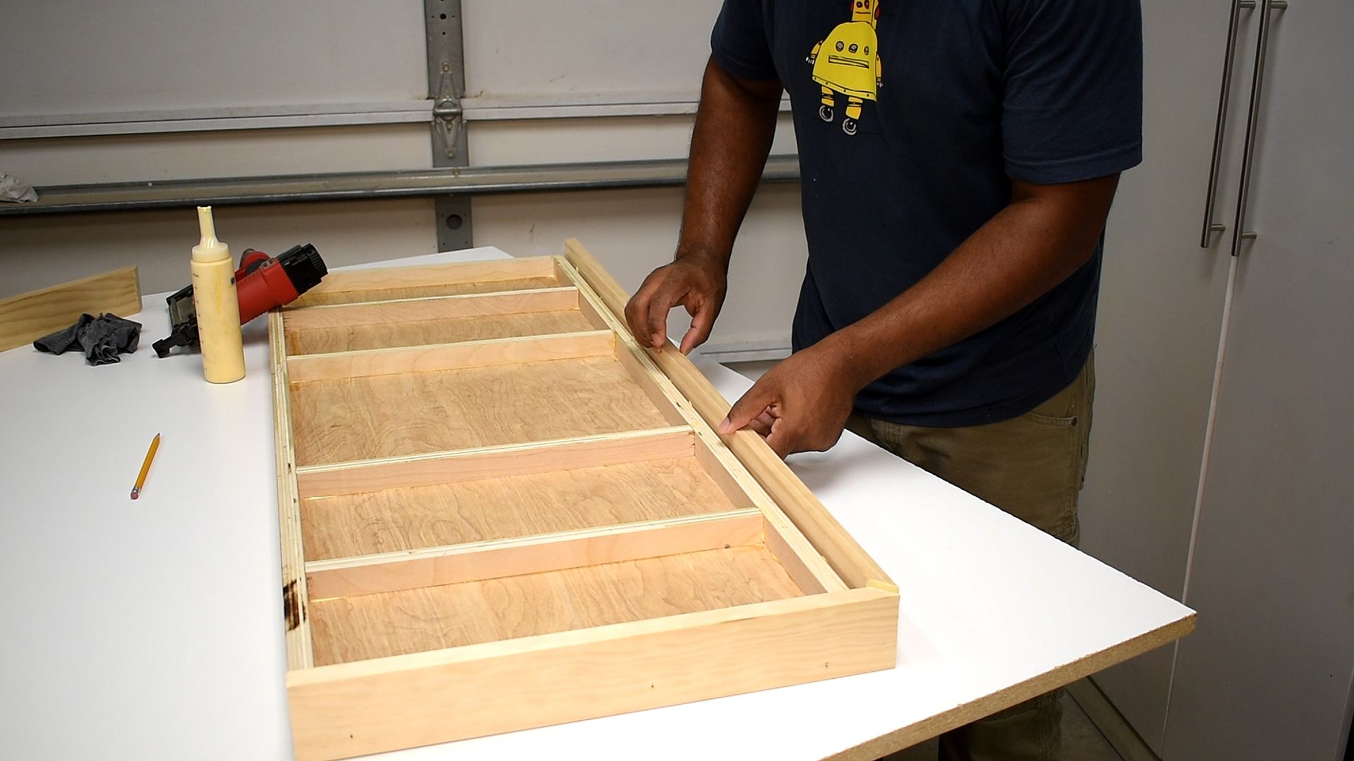 Wall Mounted Dream Desk 12 Steps (with Pictures) Instructables