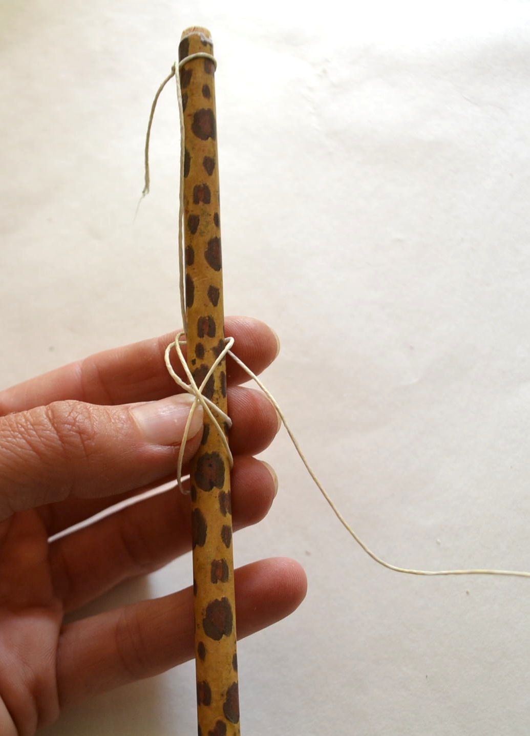 WAX YOUR OWN THREAD : 9 Steps - Instructables