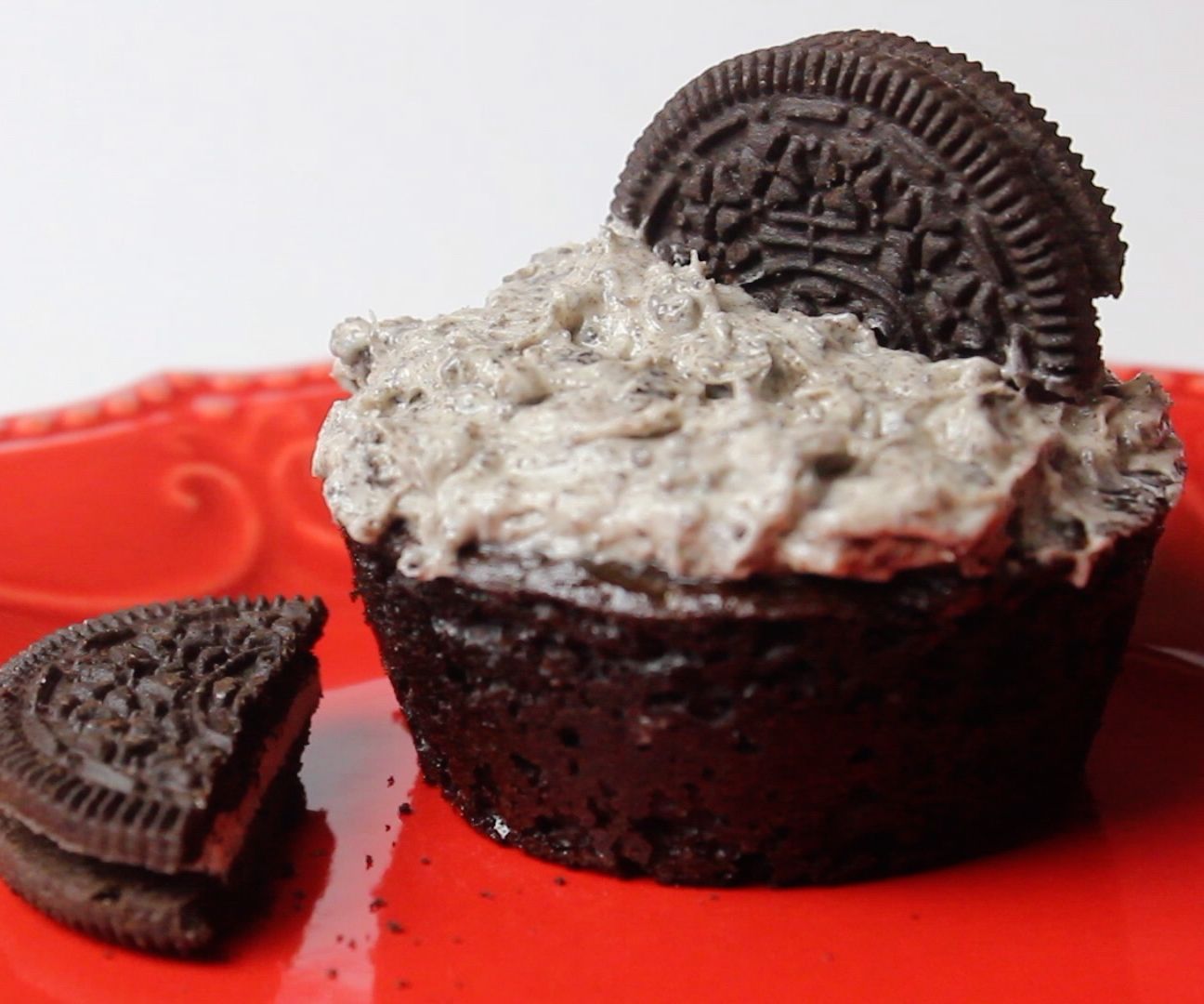 Cookies and Cream Cupcakes