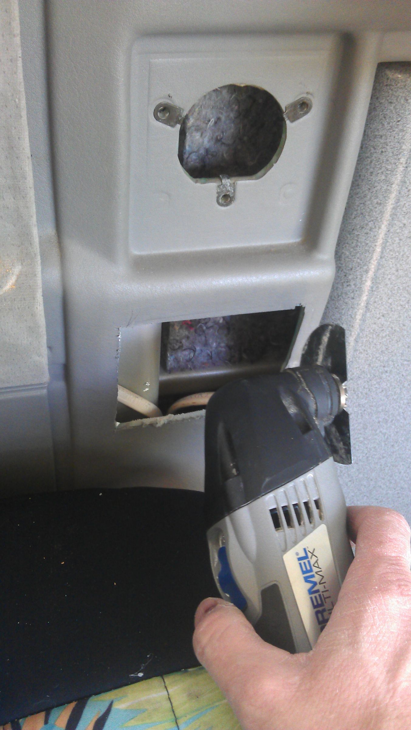 Adding "Shore Power" to a VW Camper Van 7 Steps (with Pictures