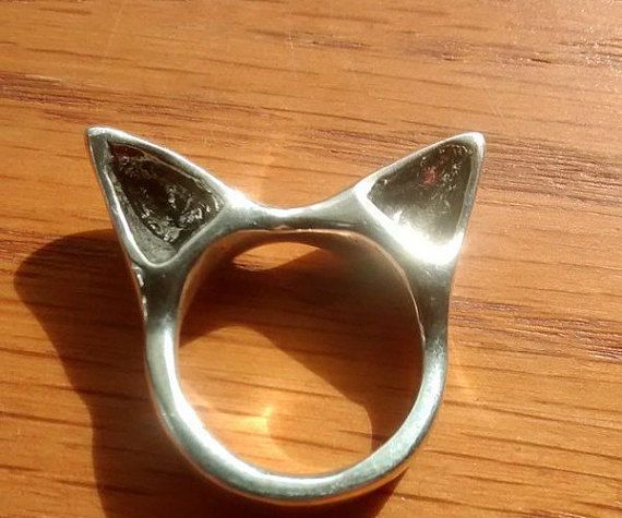Cats Ear Ring