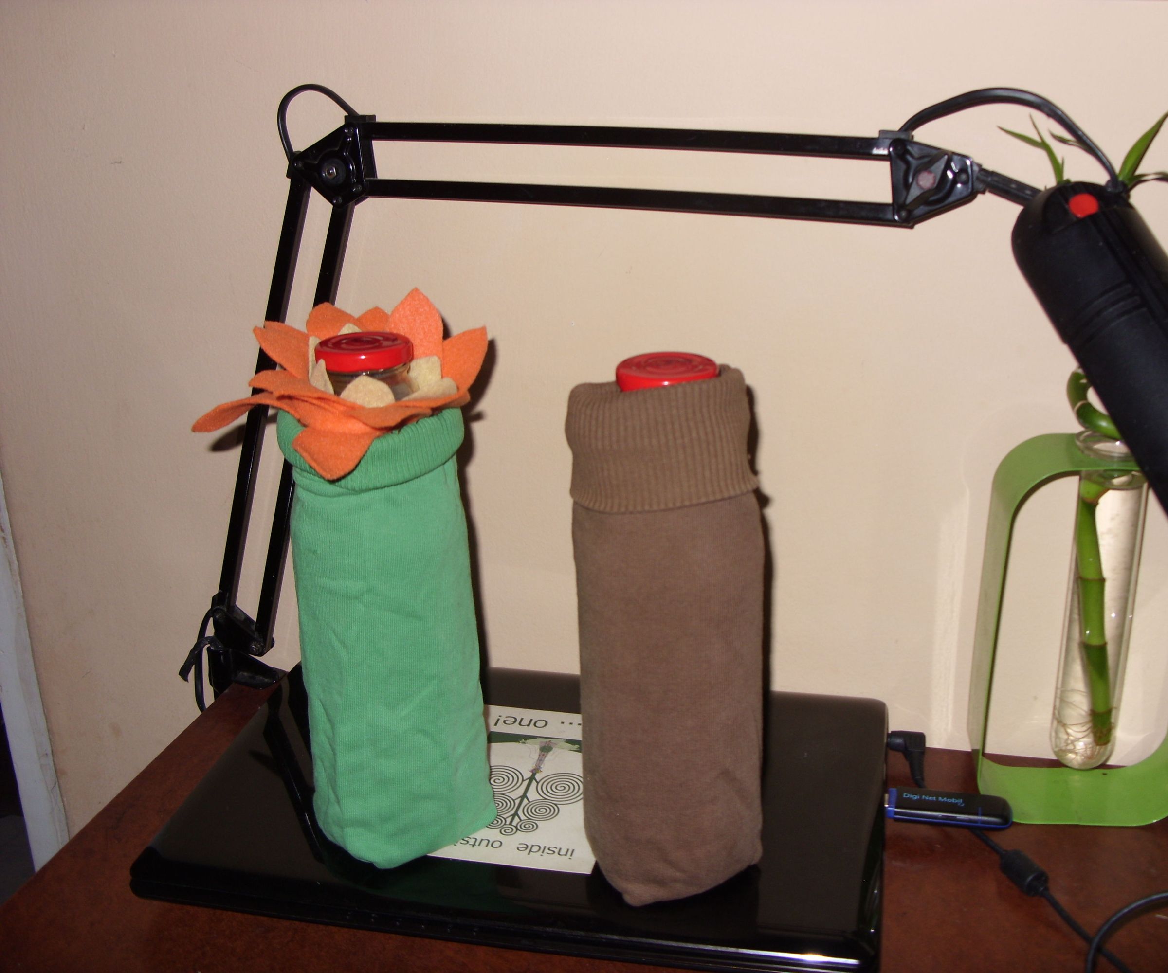 Wear It Hot or Hold It Cold