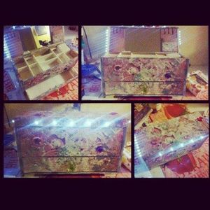 Light Up Musical Jewelry Box