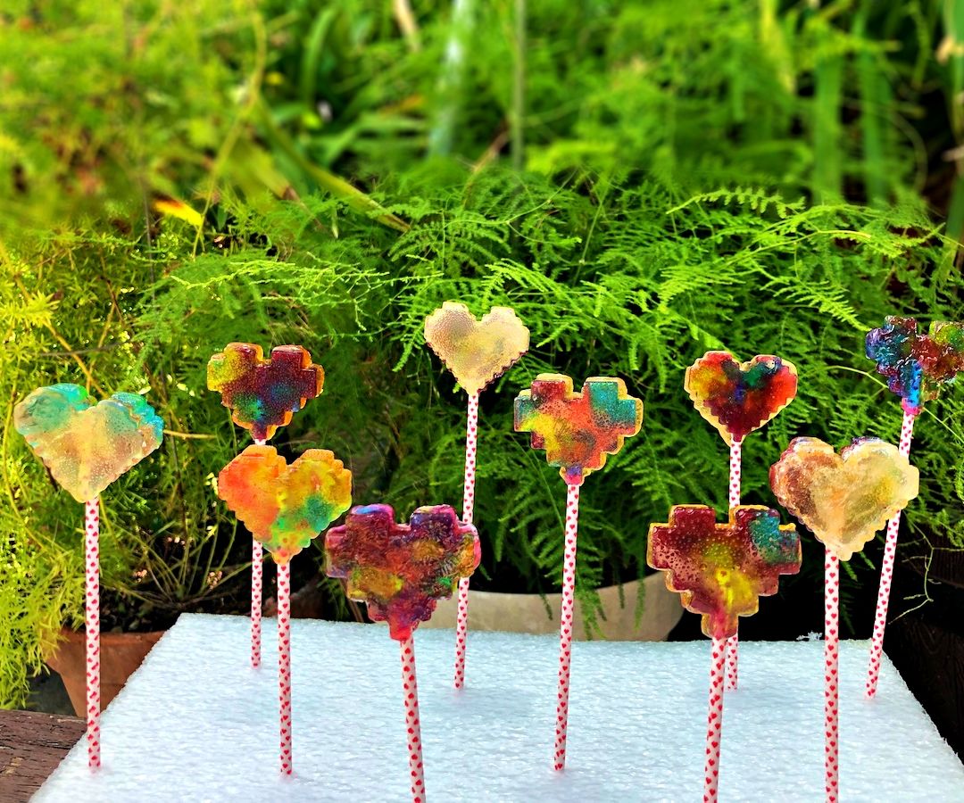 Double Rainbow Lollipops