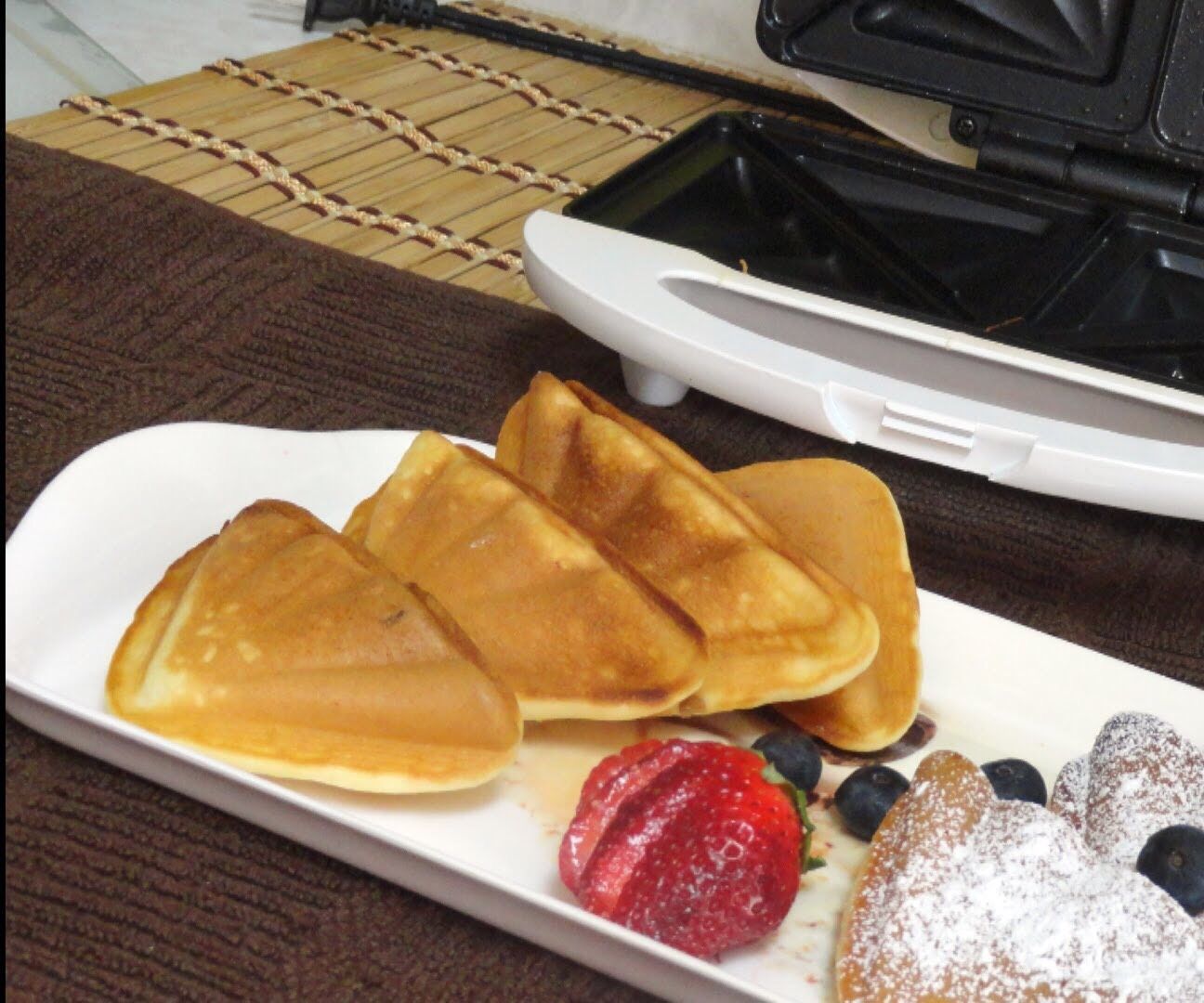Cake Triangles Baked In Sandwich Toaster