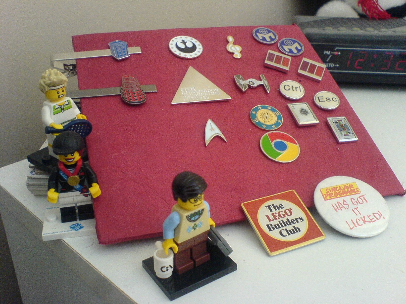 Mens Jewellery Stand for Pin Badges, Cuff-links, and Tie Clips