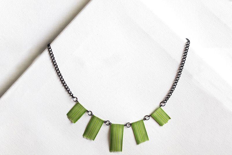 Unique Jewelry Necklace Ideas to Make With Your Little Kids