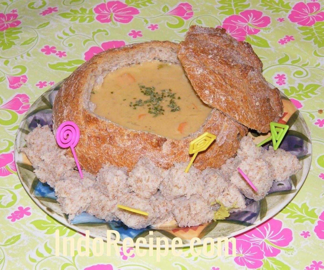 Beer Cheese Soup in Bread Bowl