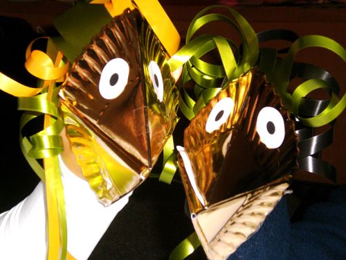 Paper Plate Parrot Puppet