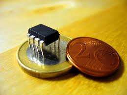 Tetrahedron LED Light