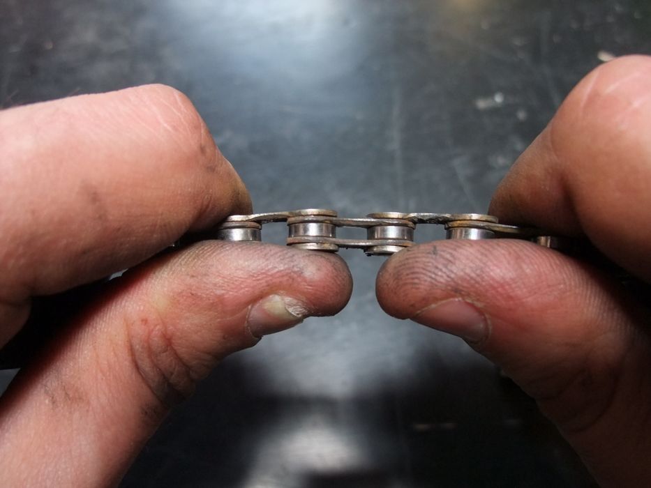 How to Fix a Bike Chain : 9 Steps (with Pictures) - Instructables