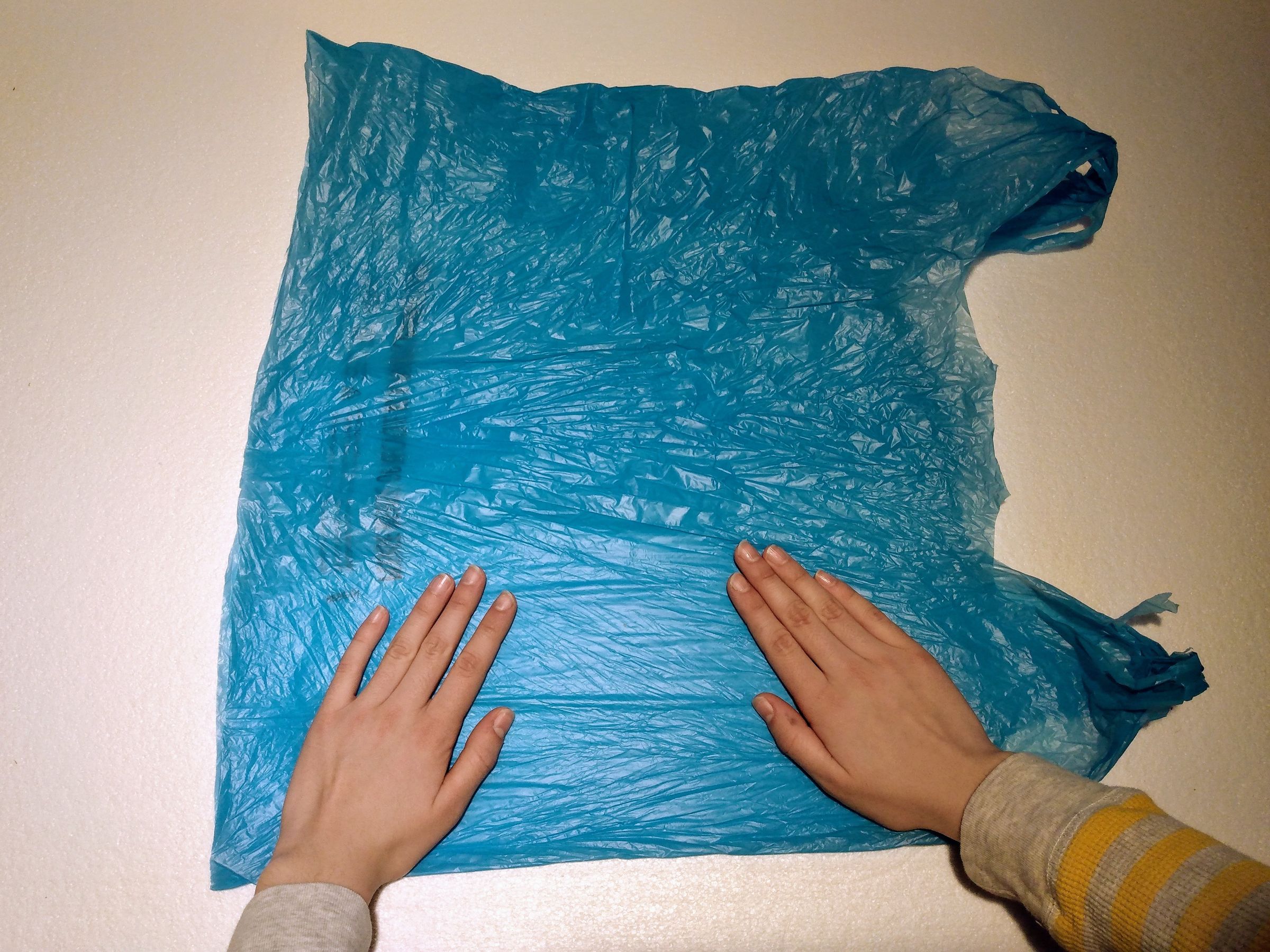 Plastic Bag Yarn 5 Steps Instructables