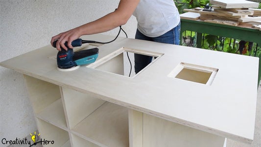 Painting the Workbench.
