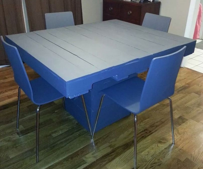 Dining Pallet Table