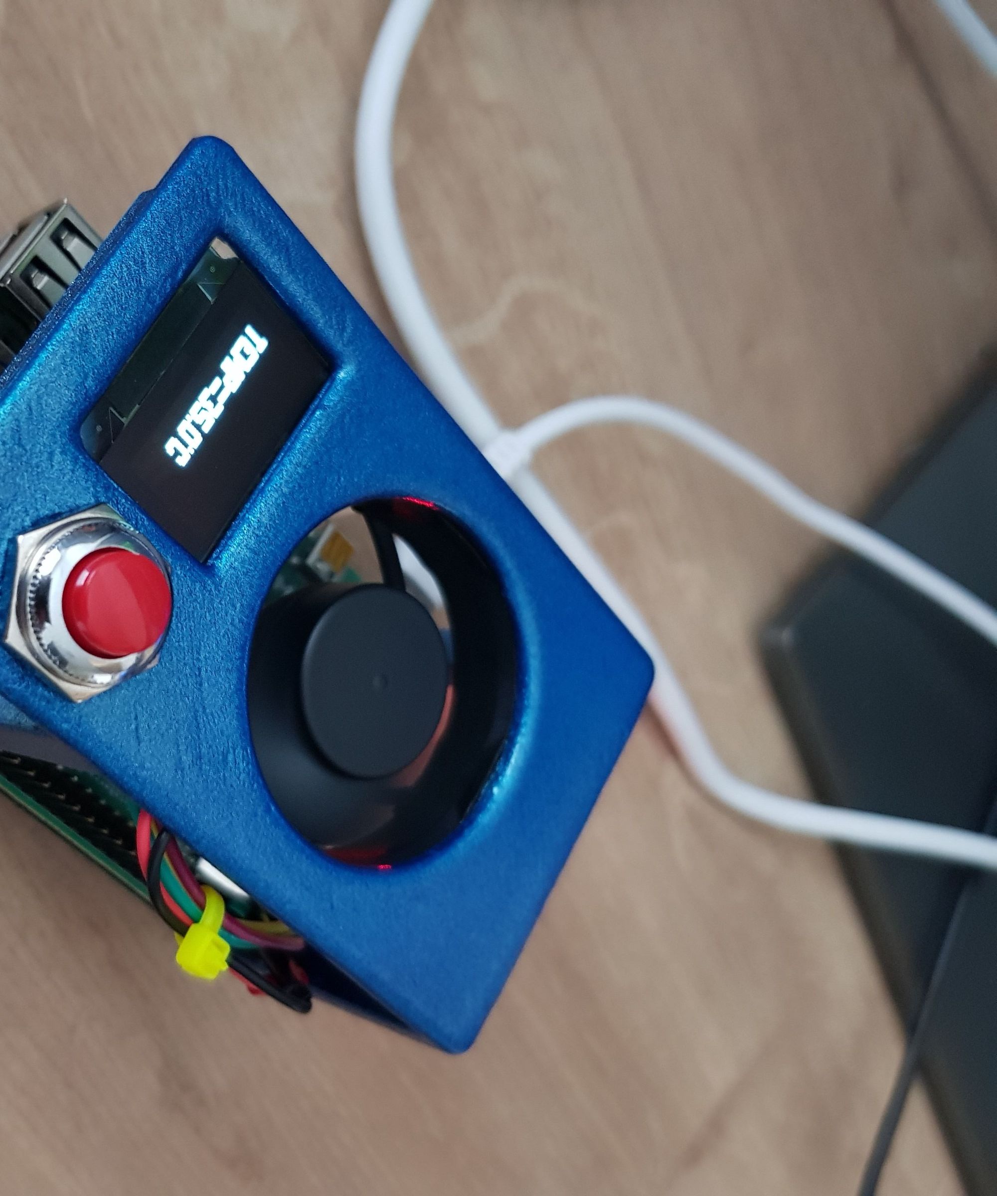 How to Control Fan on Raspberry Pi 4 With Transistor S8050 and Monitoring Data on OLED 0.96” Screen