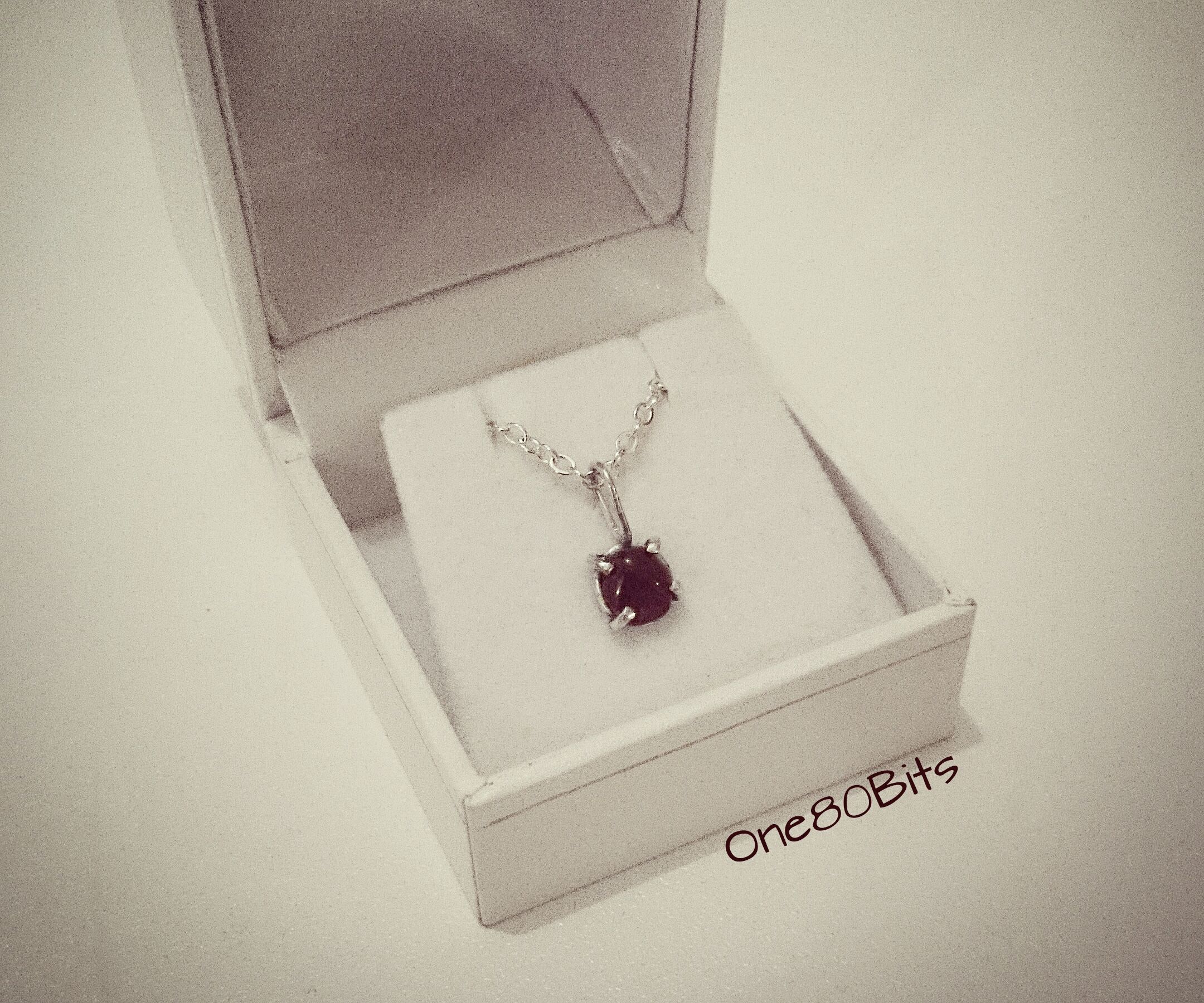 Claw Setting Pendant - Sterling Silver 