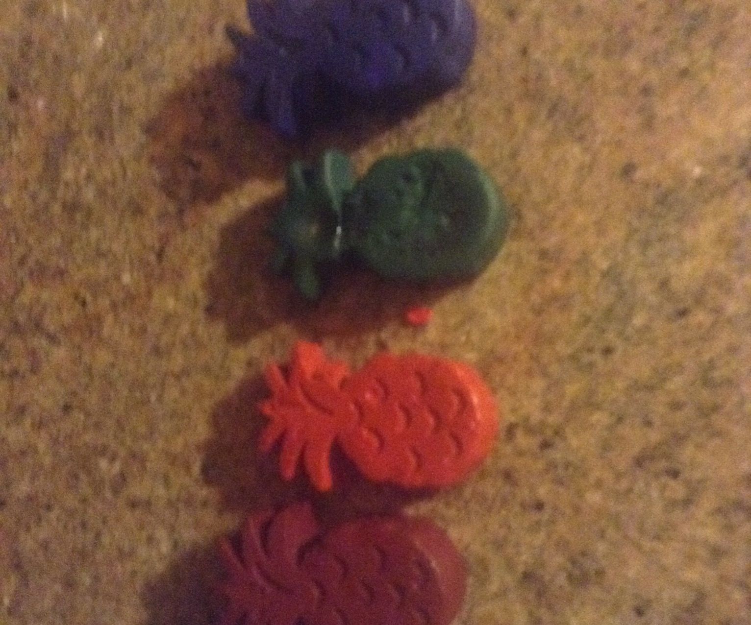 Back to School: Pineapple Crayons