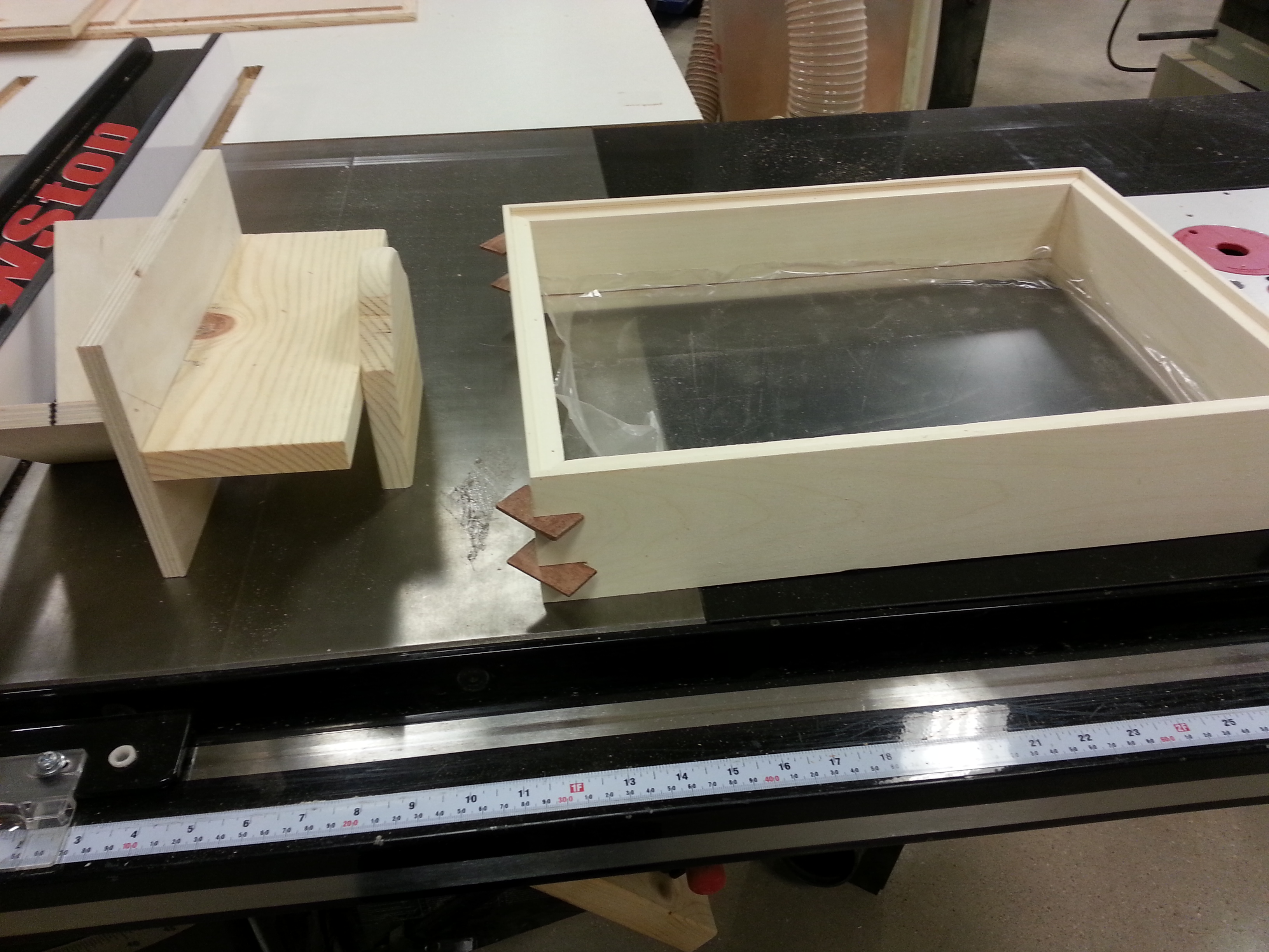 How to Make a Spline Jig to Help Make Your Frames Beautiful at