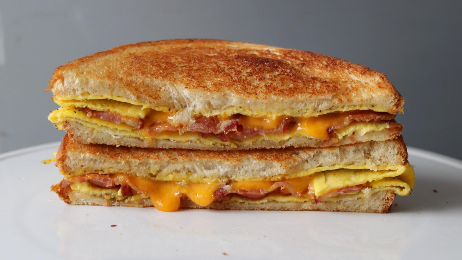 Bacon, Egg, and Cheese Sandwich : 5 Steps (with Pictures) - Instructables