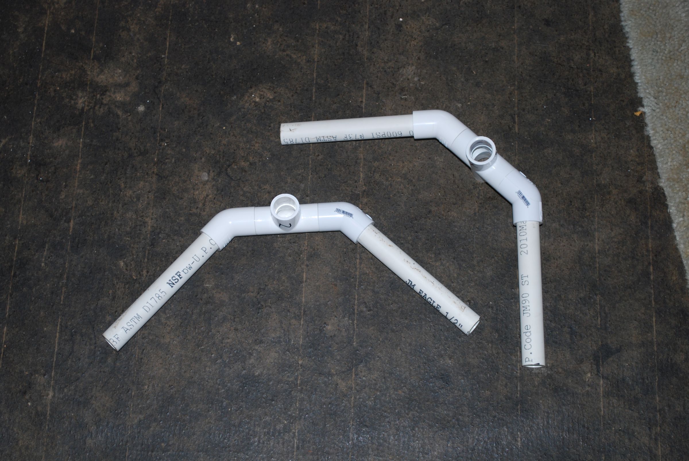 Frame for Installing Christmas Rope Lights on Ridgeline of Roof 4
