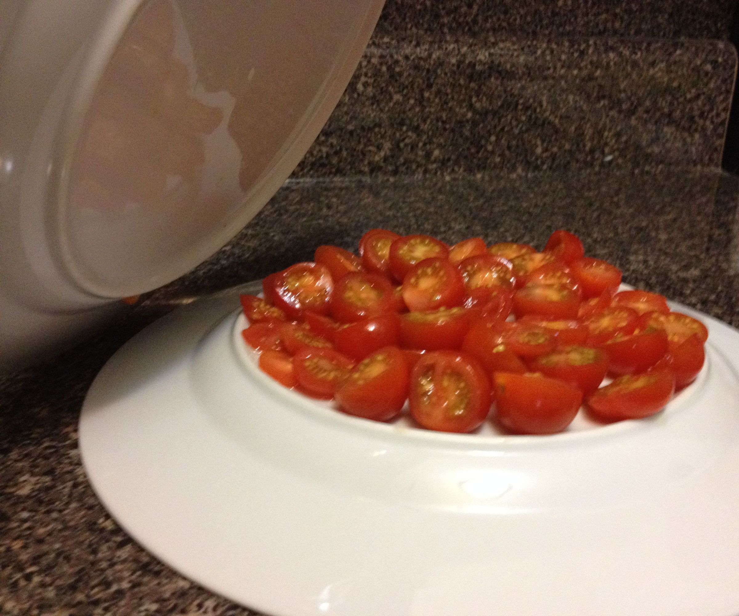 Cut a Pint of Cherry Tomatoes in 3 Seconds!