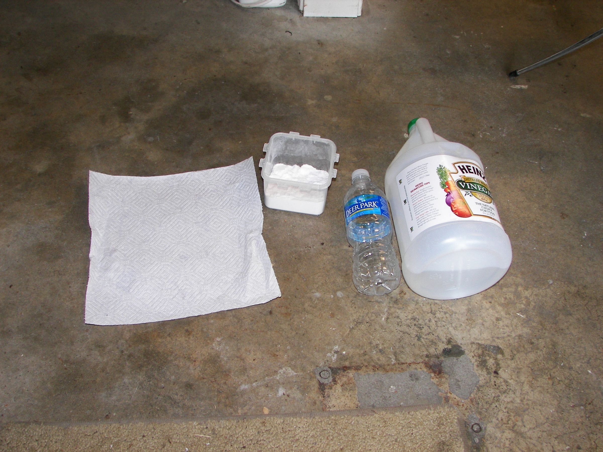 How to Make a Vinegar/baking Soda Grenade