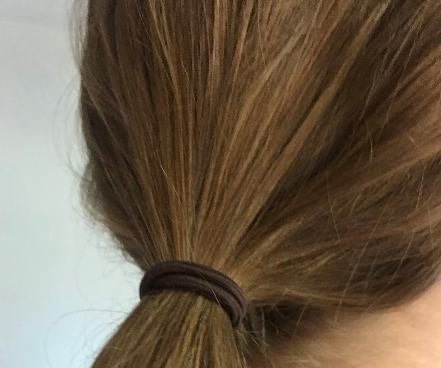 One Handed Hair Tie