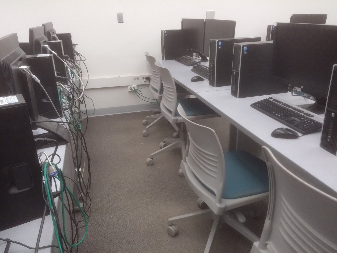 A Classic Computer Lab Prank, Upgraded! : 6 Steps - Instructables