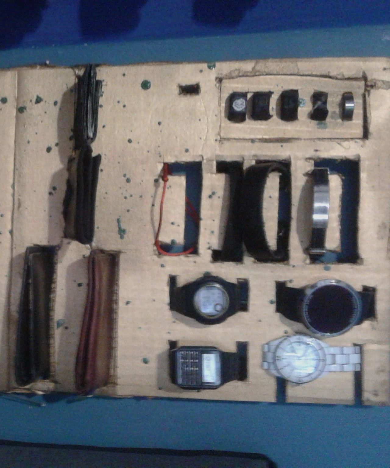 Easy Cardboard Mini "kingsman" Shelf