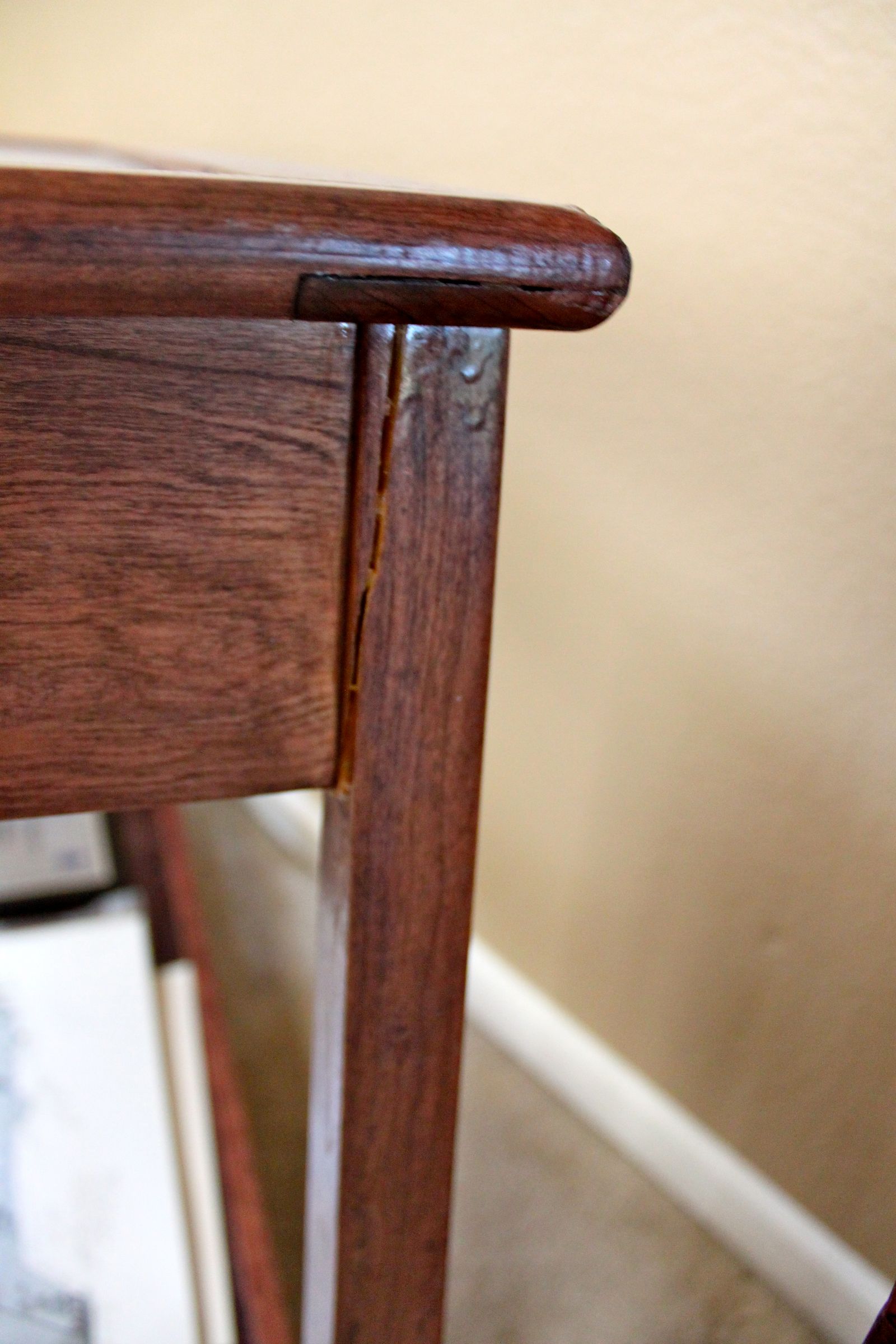 Packable Shadow Table to Survive UPS : 9 Steps (with Pictures ...