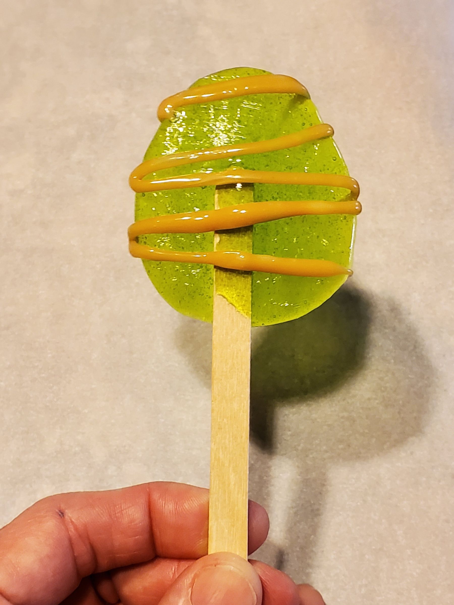 Caramel "Candy" Apple Lollipops 4 Steps Instructables