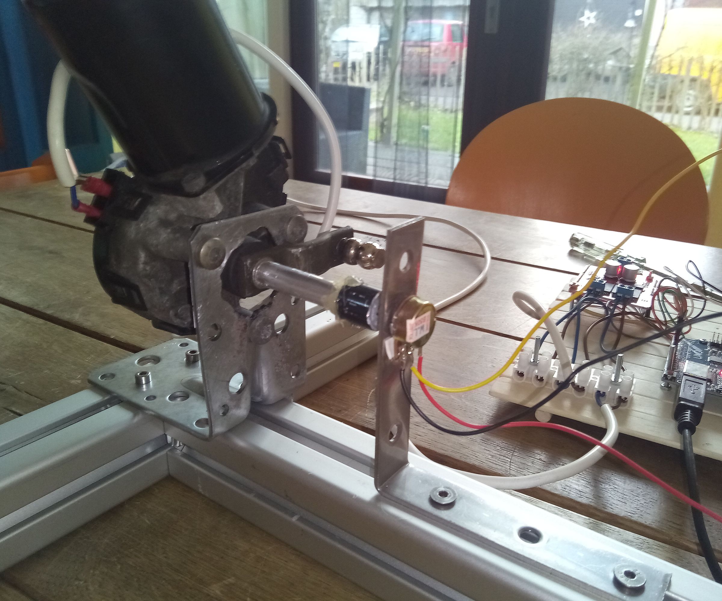 Wiper Motor and Arduino Mega Servo