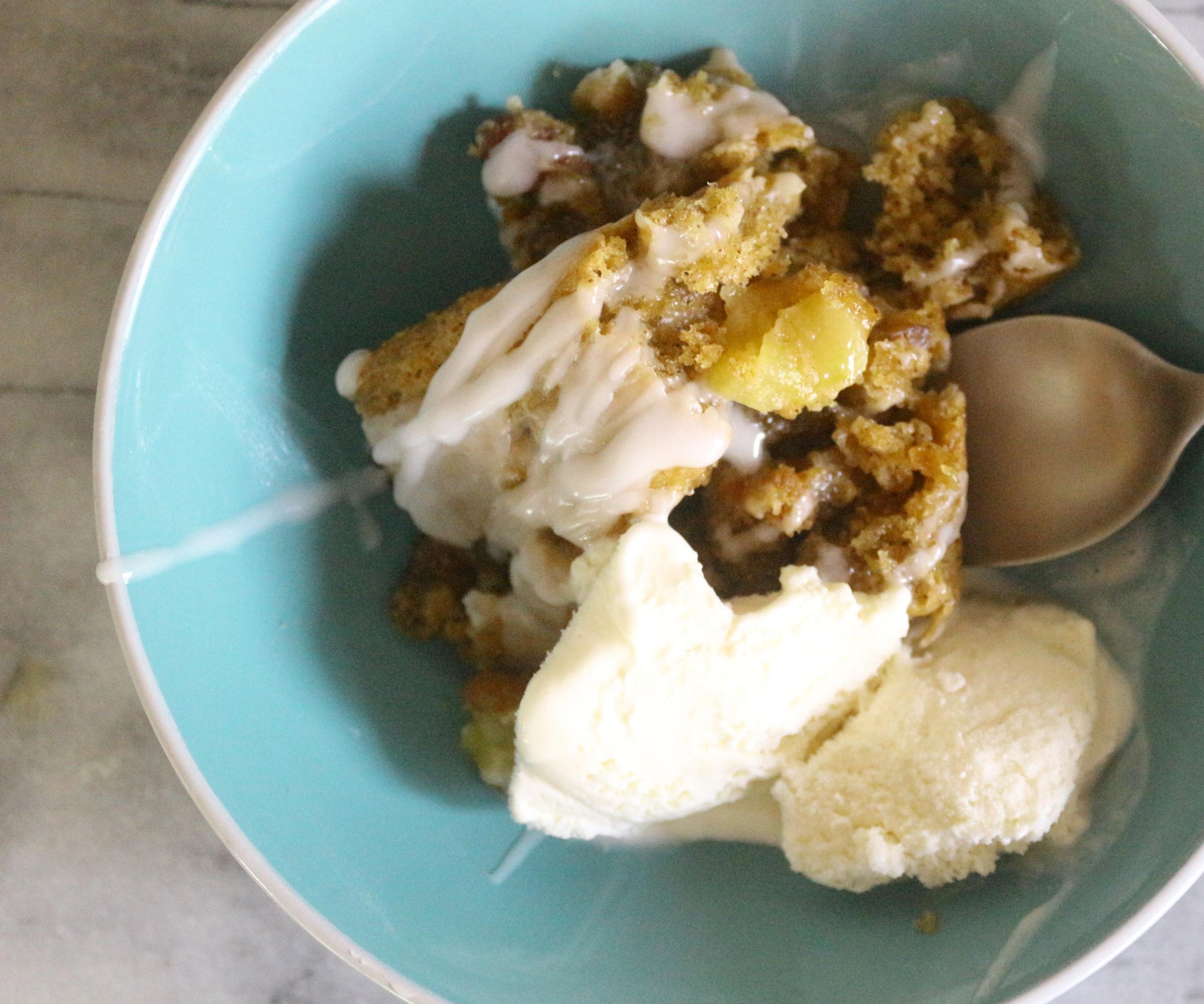 Spicy Vegan Caramel & Apple Dessert