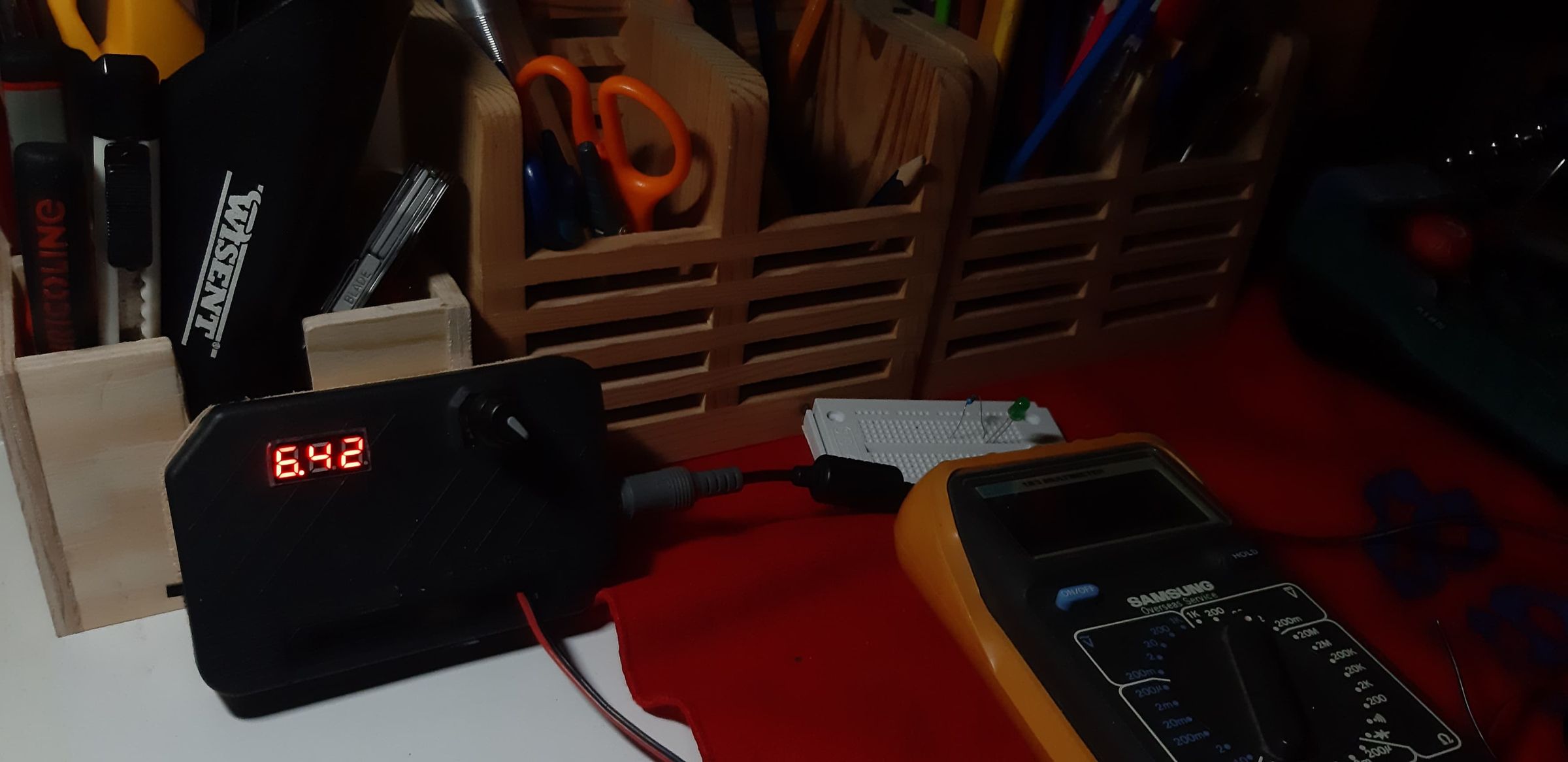 Small and Simple Homemade Variable Power Supply 5 Steps Instructables