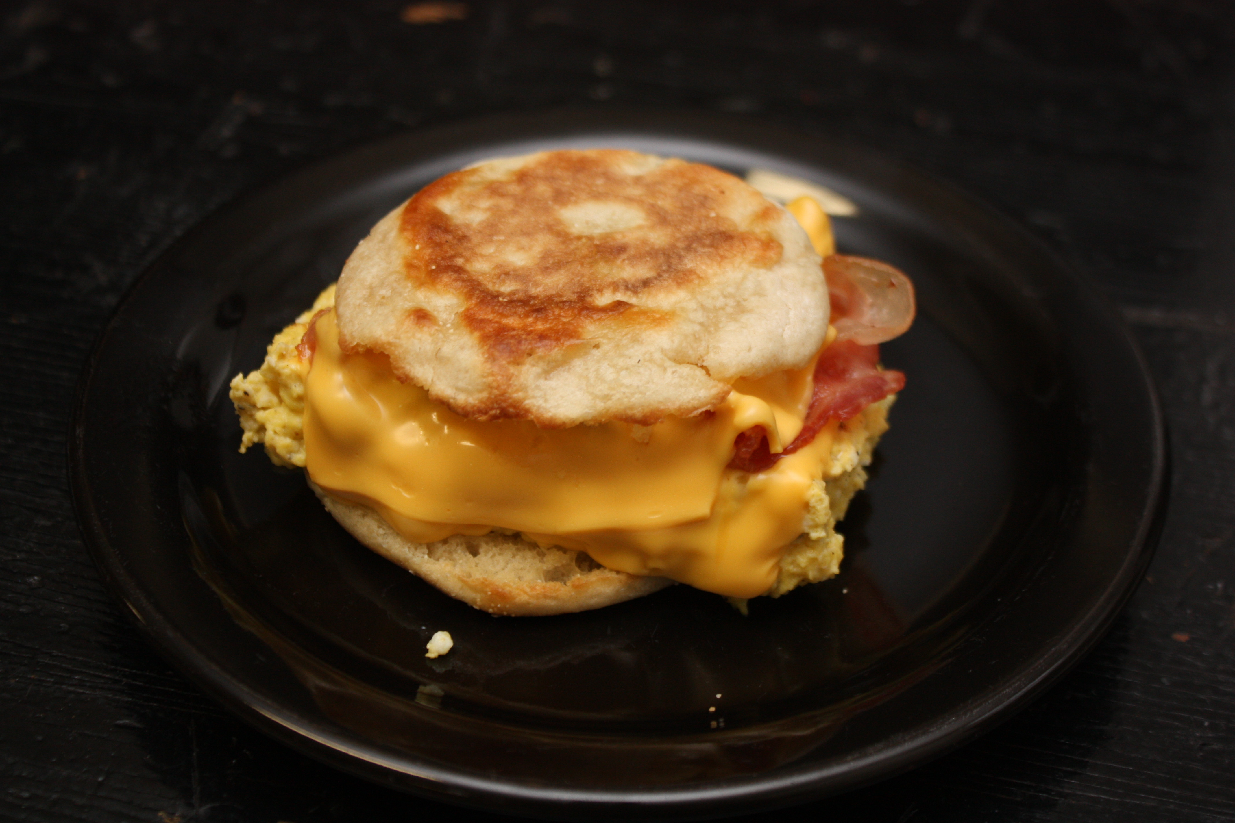 How to Make a Delicious Bacon Egg and Cheese Muffin.