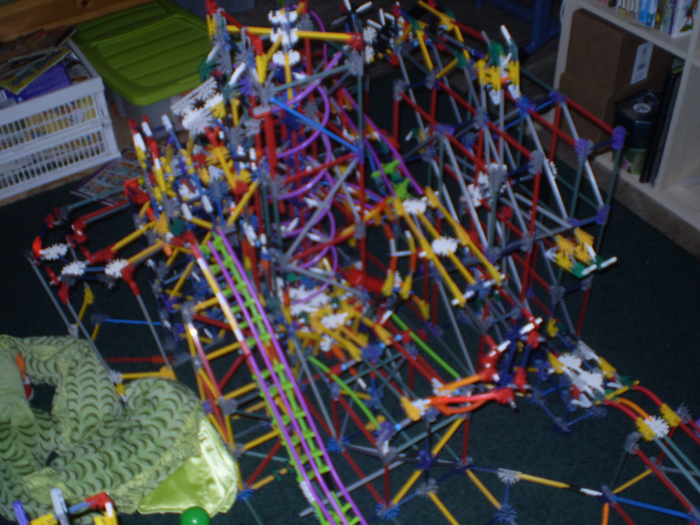 MY FIRST KNE'X BALL MACHINE Project 1