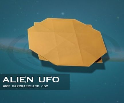 Action Origami -  Boomerang Plane | Alien U.F.O
