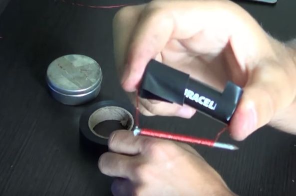 Build Your Electric Magnet in 30 Seconds ? Tutorial : 4 Steps ...