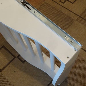 Mount the Pull-out Drawer