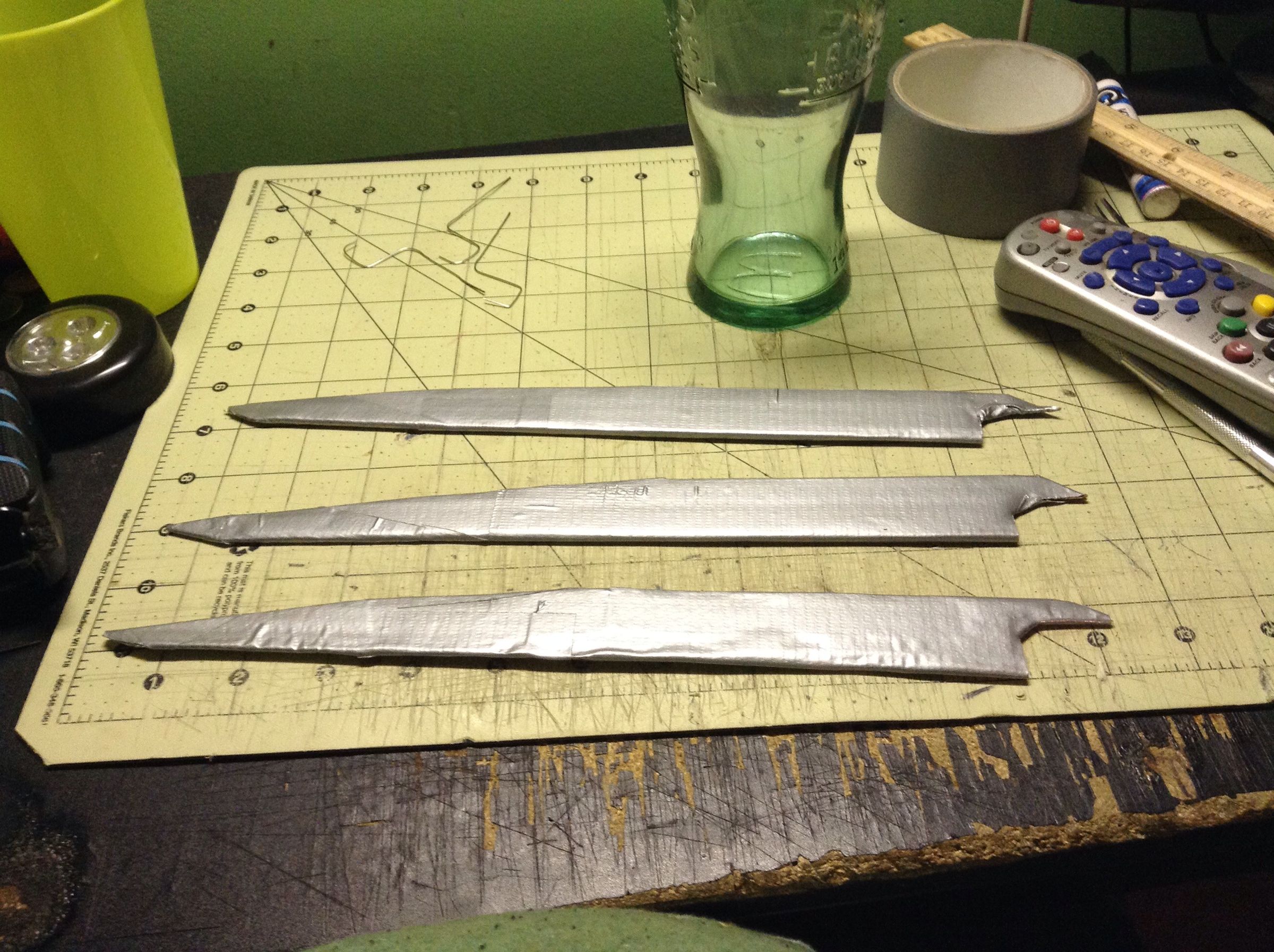 Deluxe Wolverine Claws : 3 Steps - Instructables