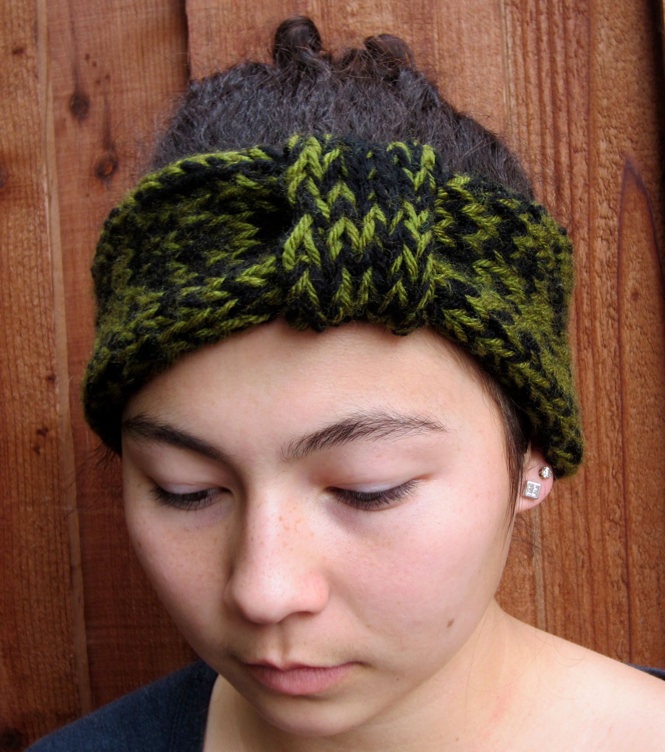 Knitted Bow Headband
