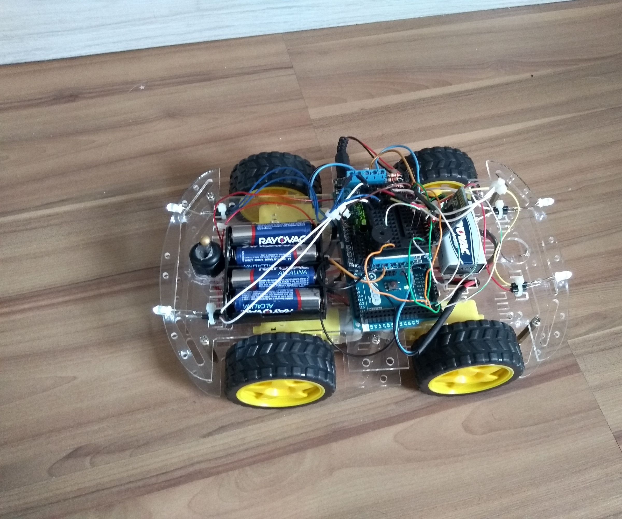 Carro Robô Controlado Por Bluetooth
