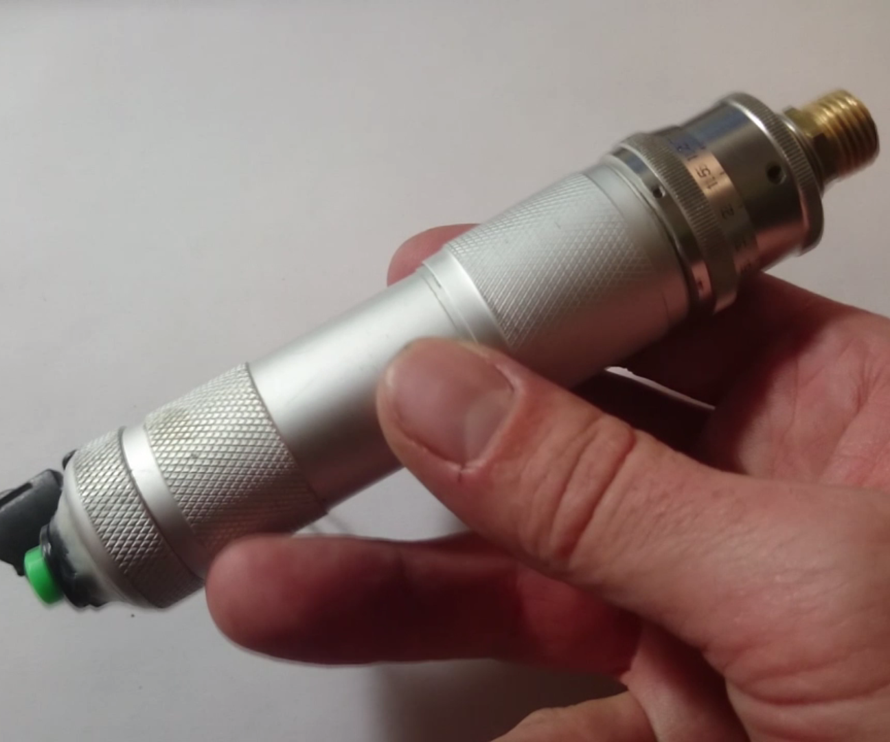 Homemade Atomizer+Mod E-cigarette on the Cheap