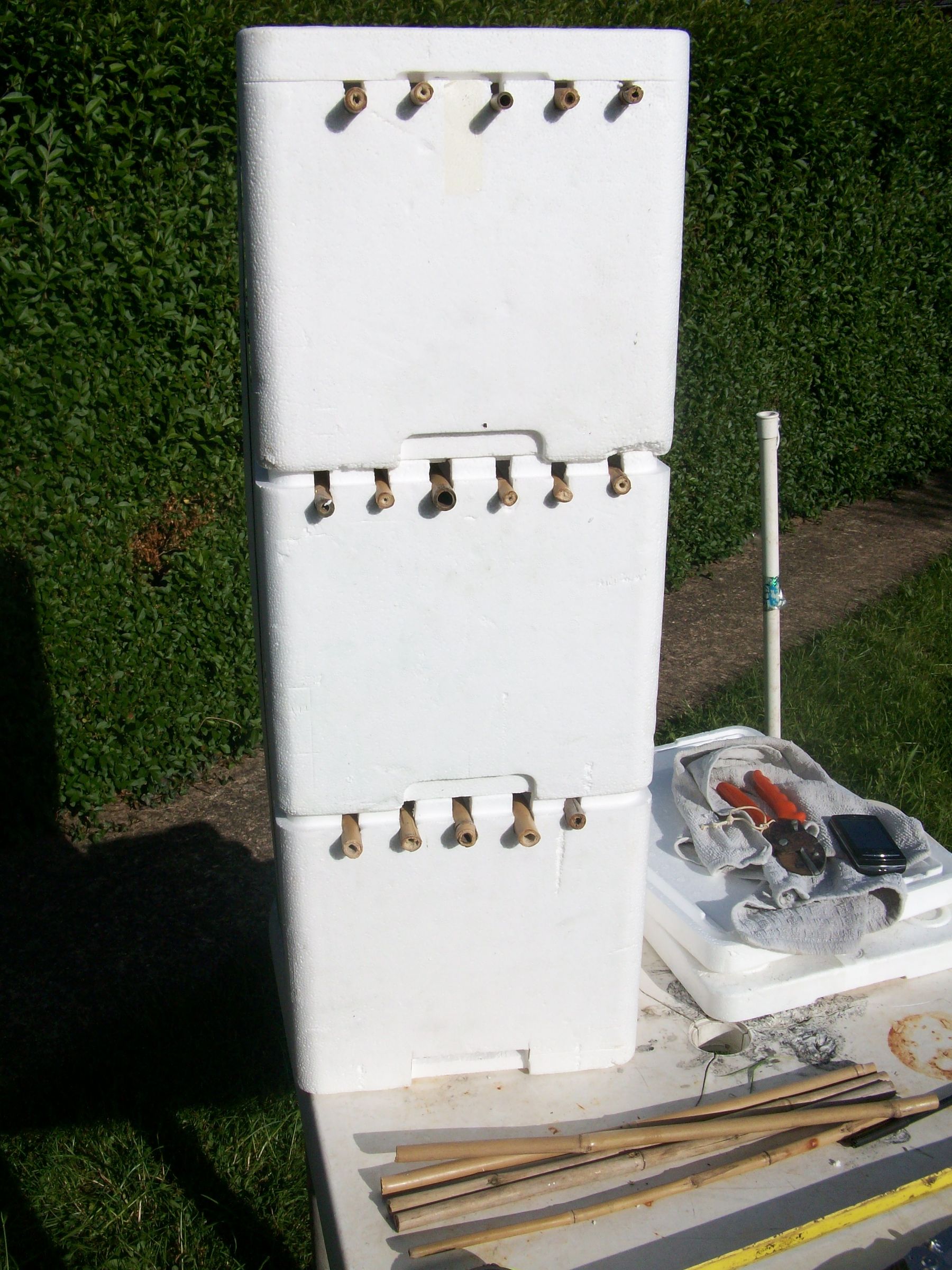 Make Shift Top Bar Bee Hive