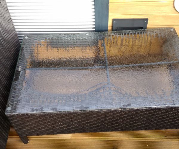 Faux-wicker Rescue: Coffee Table Edition