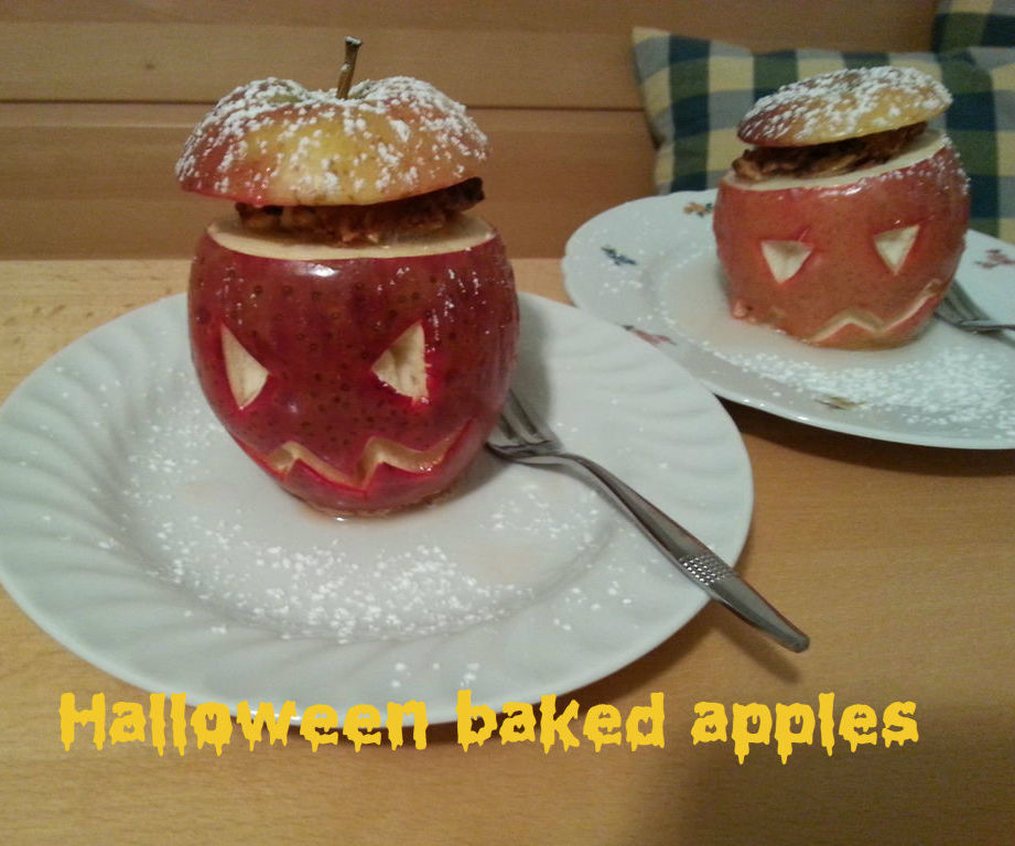 How to Make Halloween Baked Apples