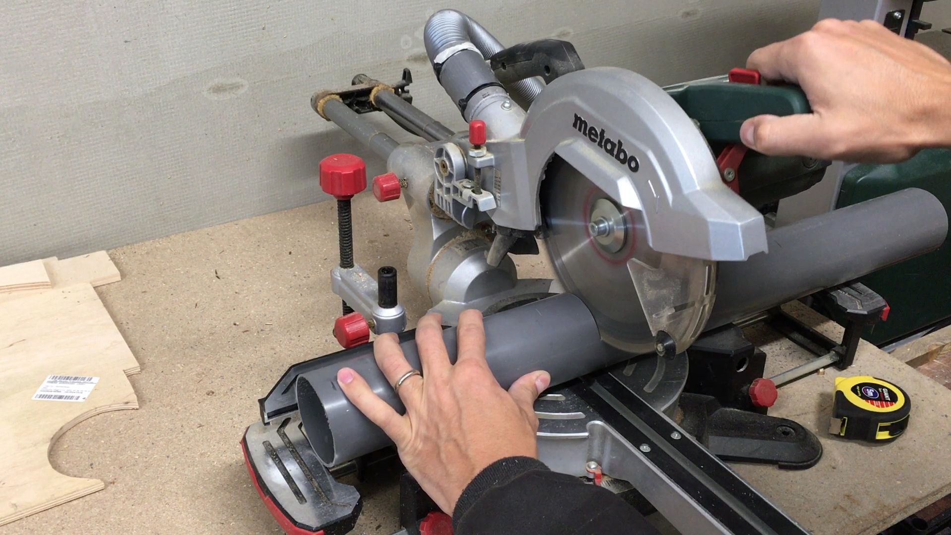 How to Make Cordless Driver Holder From PVC Pipe : 5 Steps (with ...